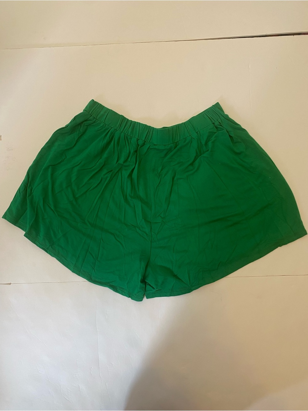Sugarlips Green High Waist Elastic Shorts